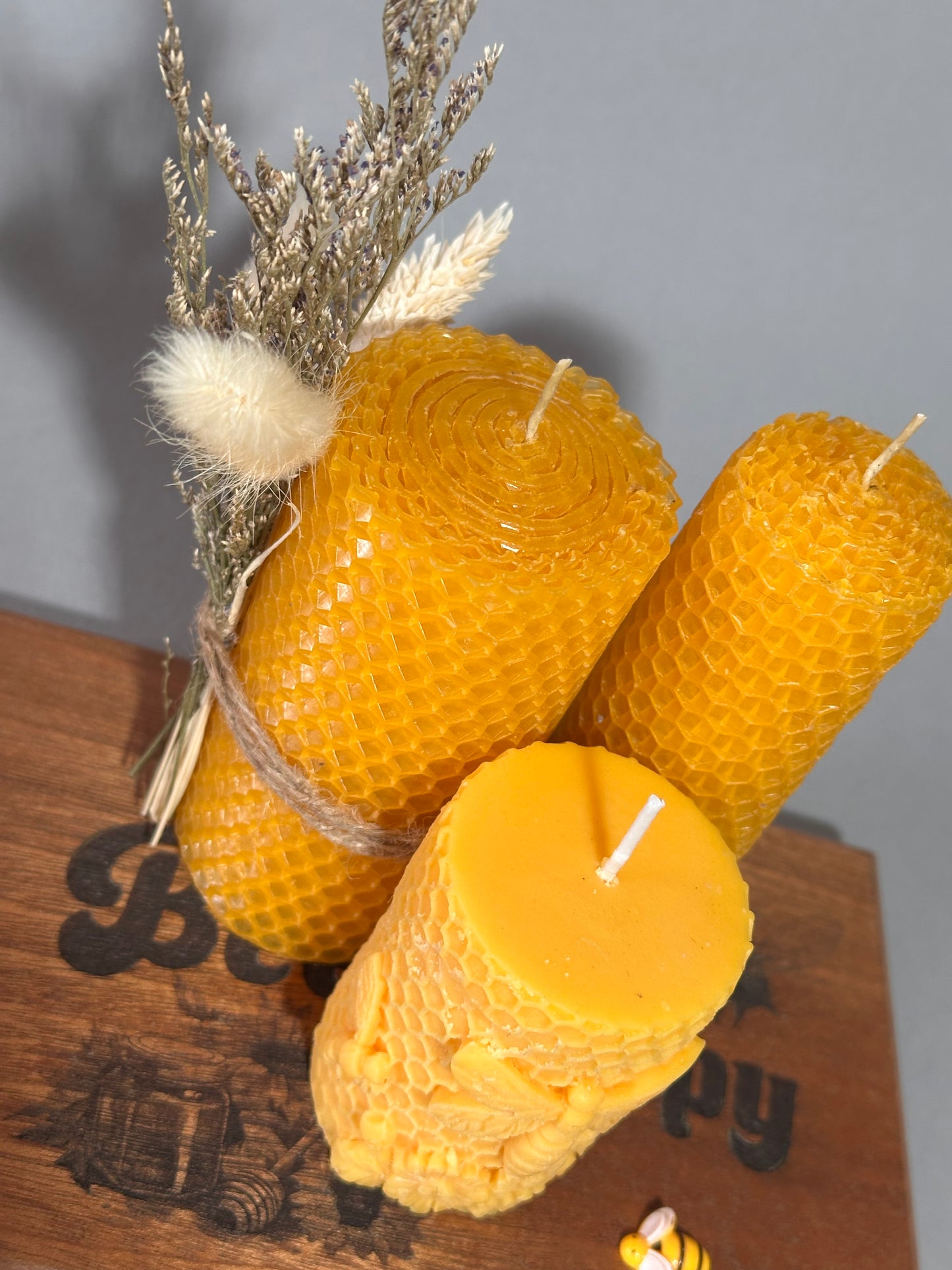 Bee Happy Candle Display